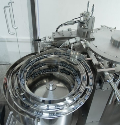 Máquina automática de preenchimento e preenchimento de seringas de vidro descartáveis