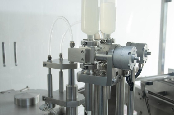 Máquina de enchimento de seringas pré-cheias controlada por PLC para operação automática