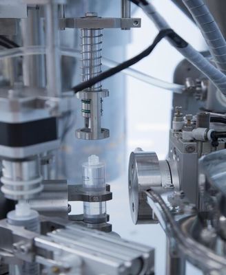 Equipamento de Enchimento de Seringas Assépticas de Alta Velocidade