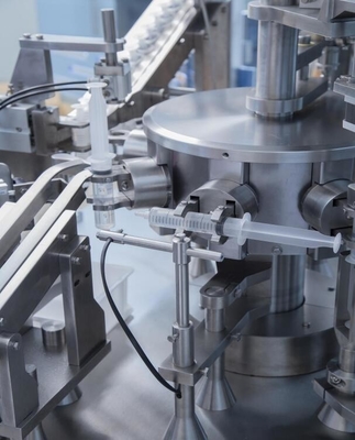 Máquina de enchimento de seringa de adesivo viscoelástico de pequena dimensão automática