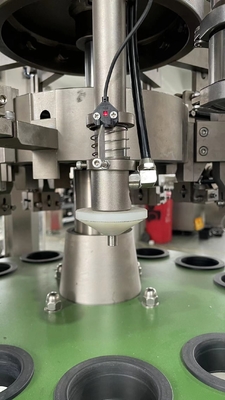 Equipamento automático de enchimento de tubos cosméticos Máquina de enchimento e vedação de tubos