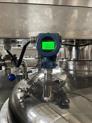 Máquina química de fabricação de sabonetes líquidos homogeneizador misturador de cosméticos aquecimento de aço inoxidável tanque de mistura com duas camadas