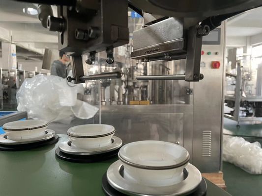 Máquina Automática de Enchimento de Tubos Laminados 50-75pcs/min Tela Sensível ao Toque