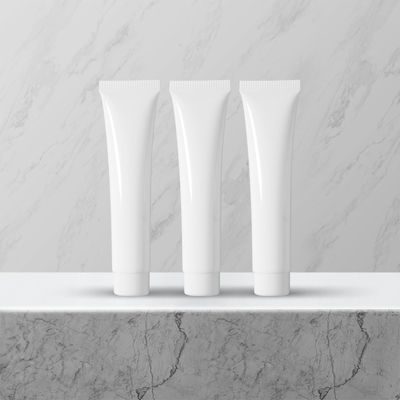 Equipamento de embalagem de vedação para enchimento de tubos de leite condensado