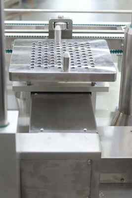 Máquina de Enchimento de Seringas de Injeção Pré-Cheias para Enchimento e Selagem de Gel Líquido em Cartuchos Dentários