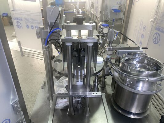 Máquina automática de enchimento de seringas para empresa farmacêutica
