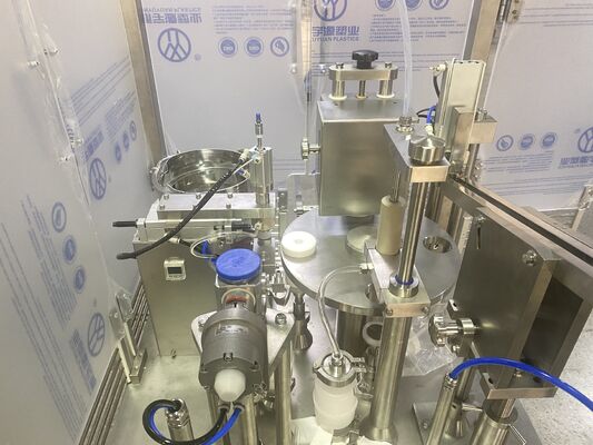 Máquina automática de enchimento de seringas para empresa farmacêutica