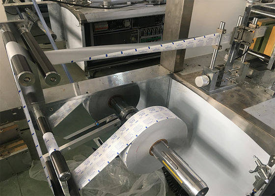 Desinfetando a máquina de embalagem molhada 80-100bags/min da almofada do álcool das limpezas