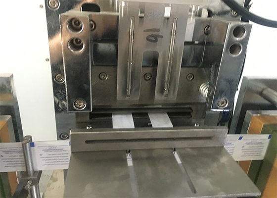 máquina de empacotamento molhada não tecida das limpezas de 380V Spunlace, máquina de embalagem itching das limpezas do reliver