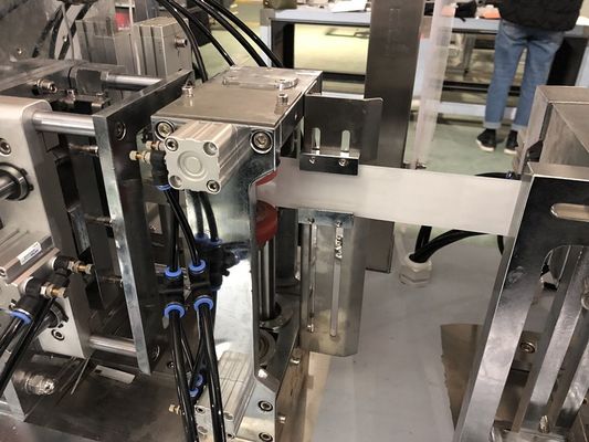 Máquina de empacotamento molhada de embalagem 120bags/Min das limpezas da dobradura do filme de CPP a única, toalha limpa a linha de produção